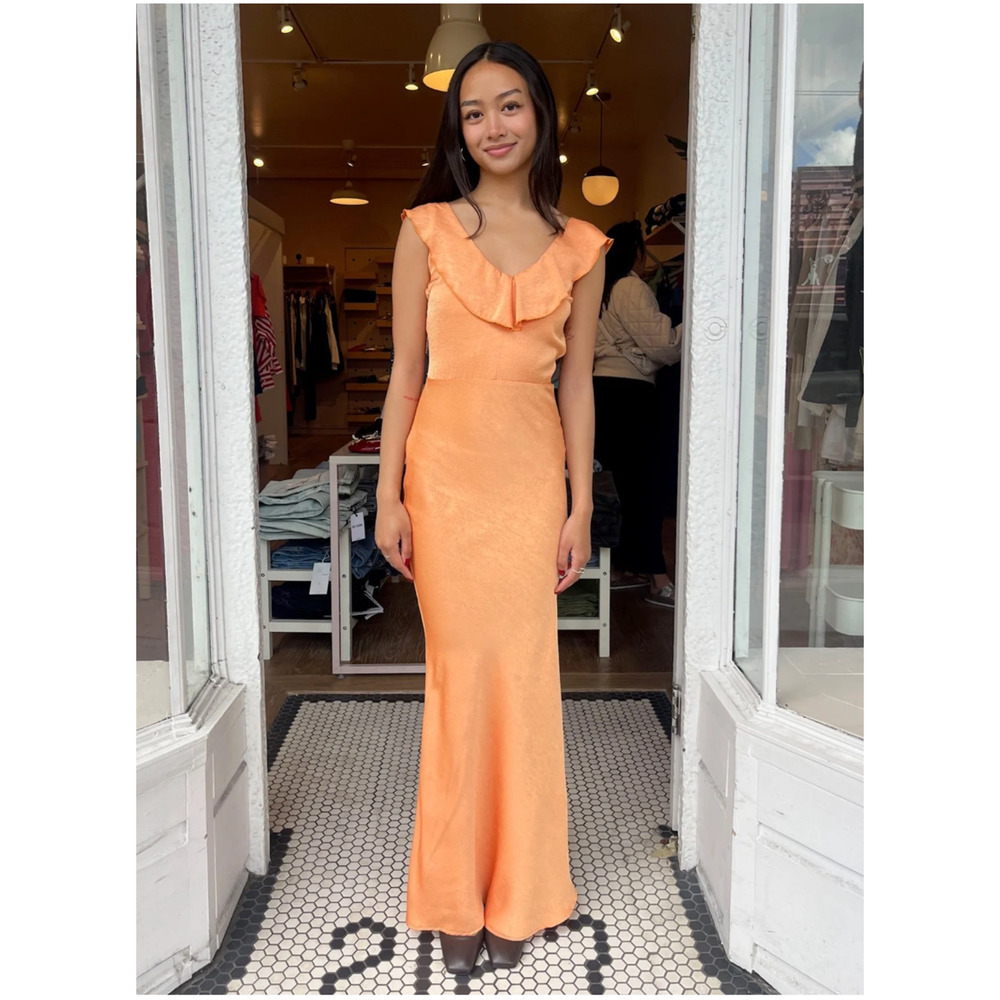 Elegant Orange Melon Midi Dress